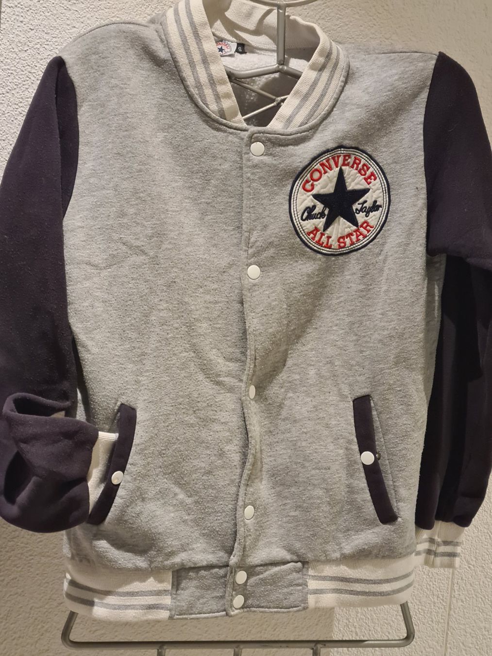 Converse Jacken: CONVERSE College Sweat- Jacke, Herren S – Gebraucht aus Amriswil von used2use 1