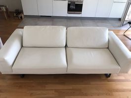 Natuzzi ItalianCanapé 2 places cuir blanc bon état 230x105cm