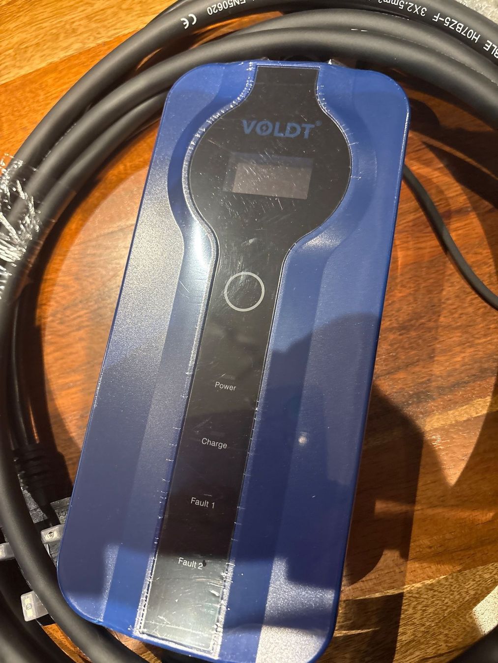 Caricabatterie: Voldt EV Ladestation neu mit Tasche und Kabel – Nuovo e nell'imballaggio originale da Andwil SG venduto da schmei 1