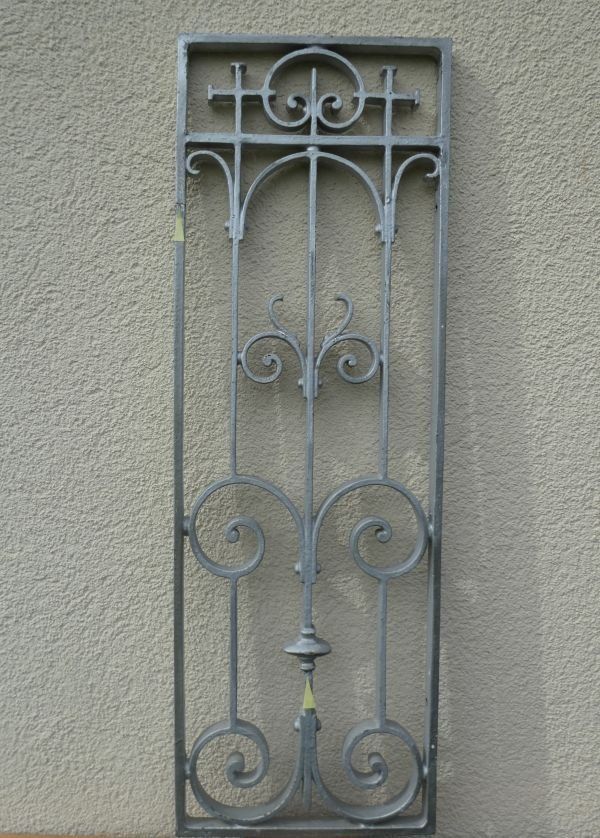 Grilles & Grillages: Fenstergitter Gusseisen – D'occasion à Magden par Renner22 3