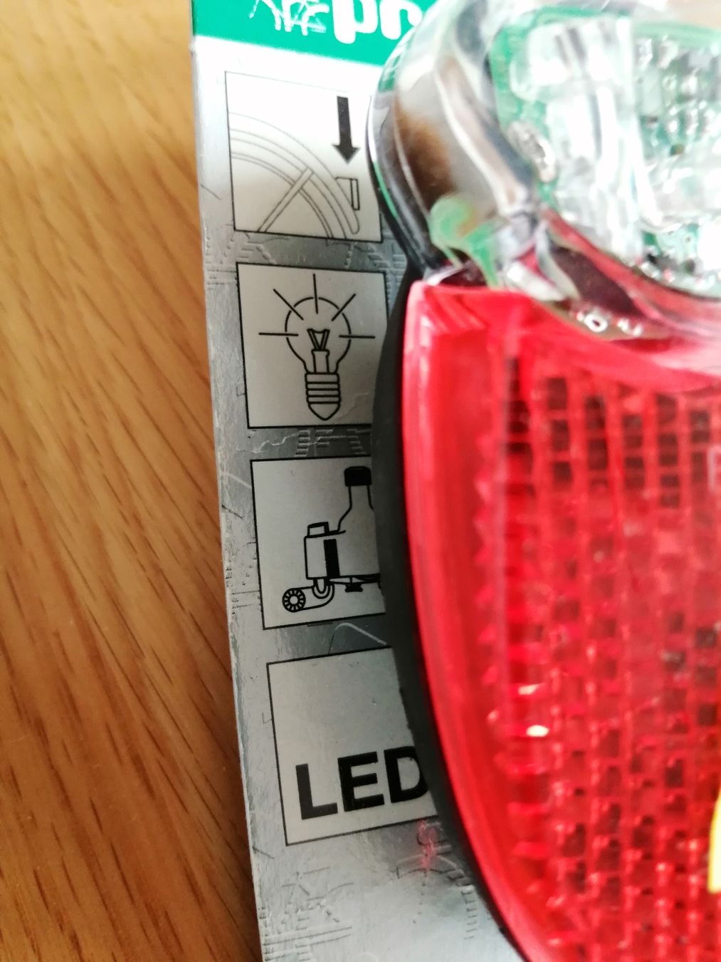 Lampes: LED Rücklicht Prophete mit Standlicht neu – Neuf avec emballage d'origine à Honau par holunder3 3