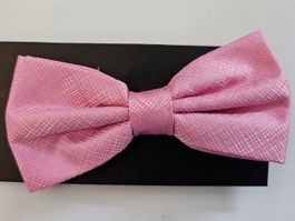 Fliege rosa  neu u originalverpackt