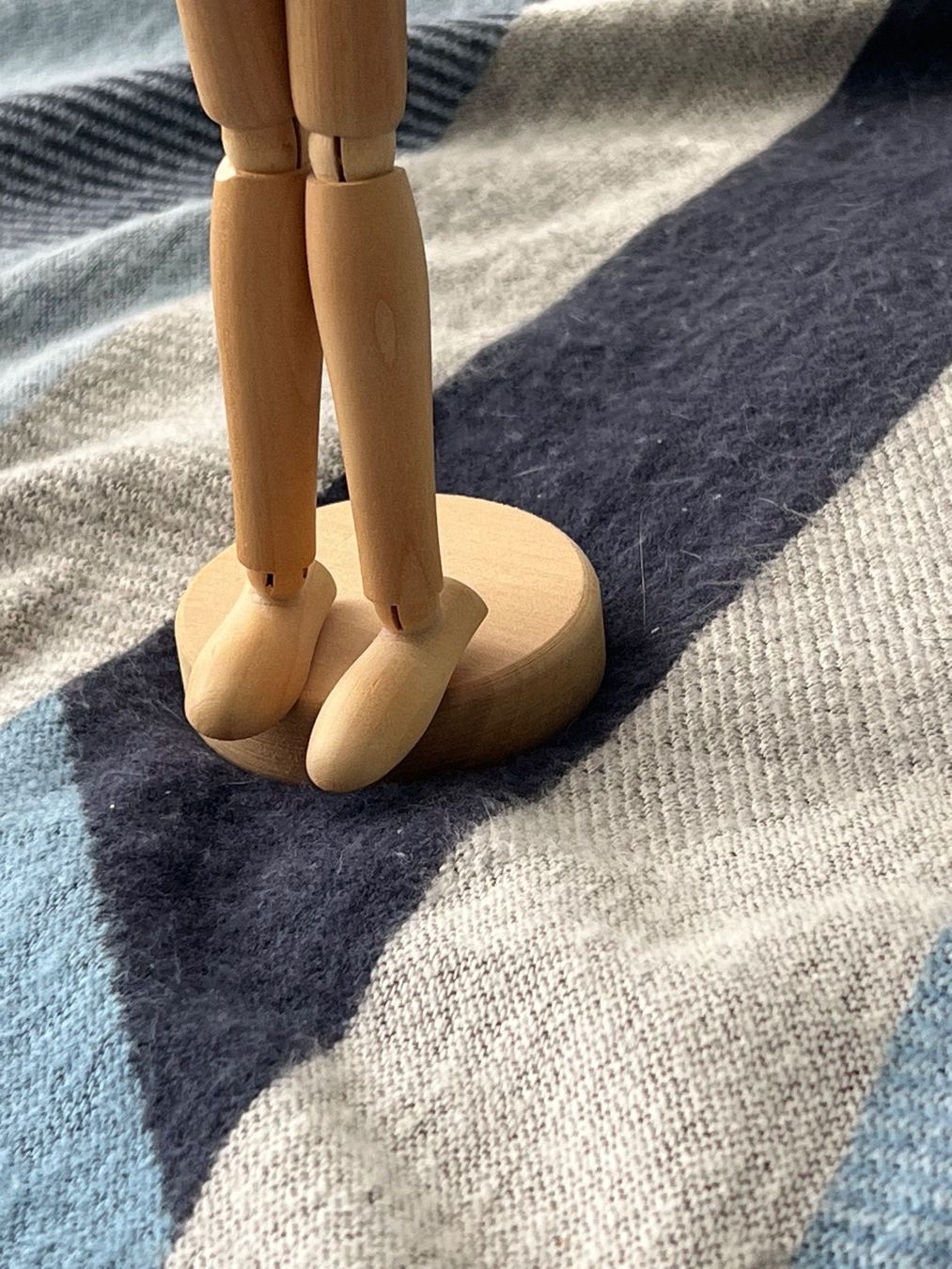 Figurines: Gliederpuppe aus Holz – D'occasion à Zürich par iwotivo 6