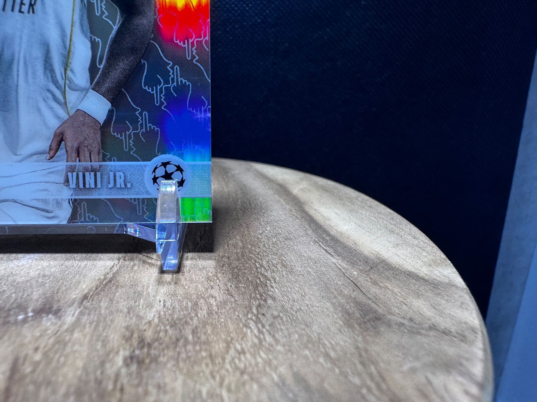Topps Sammelbilder & Trading cards: 2025-26 Topps Chrome UCC Vini Jr. Silenced Insert – Gebraucht aus Reconvilier von Cardito 5