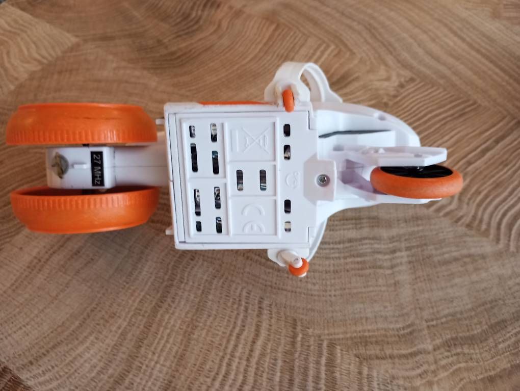 Modellismo RC: Cooles Ferngesteuertes Stuntbike  – Usato da Münchwilen AG venduto da Retokles