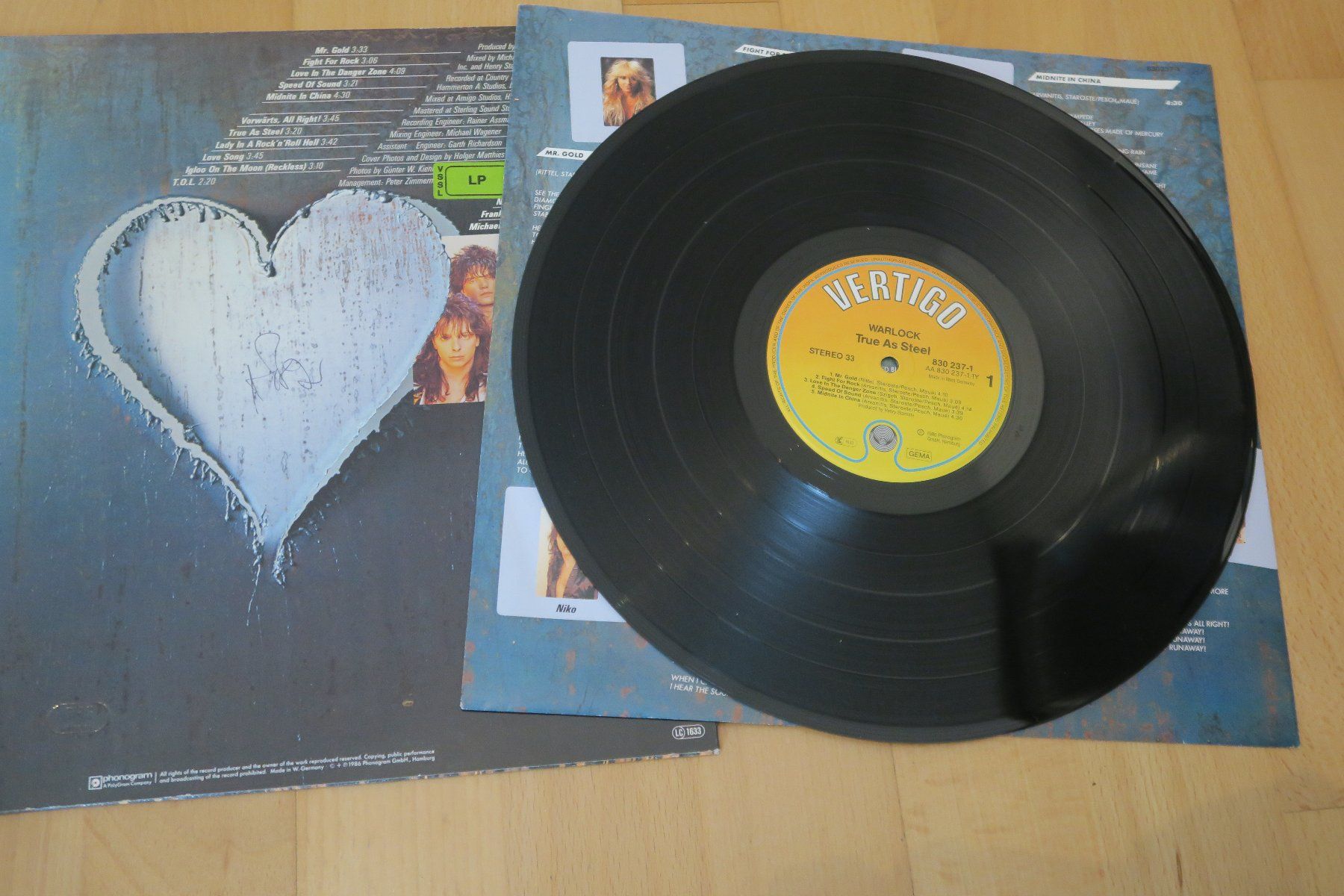 Dischi in vinile: Warlock  – True As Steel – Usato da Thun venduto da Karibu70 3