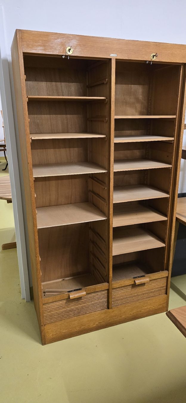 Schränke: alter Rolladenschrank,  Lateralschrank – Gebraucht aus Zürich von Reni8048 2