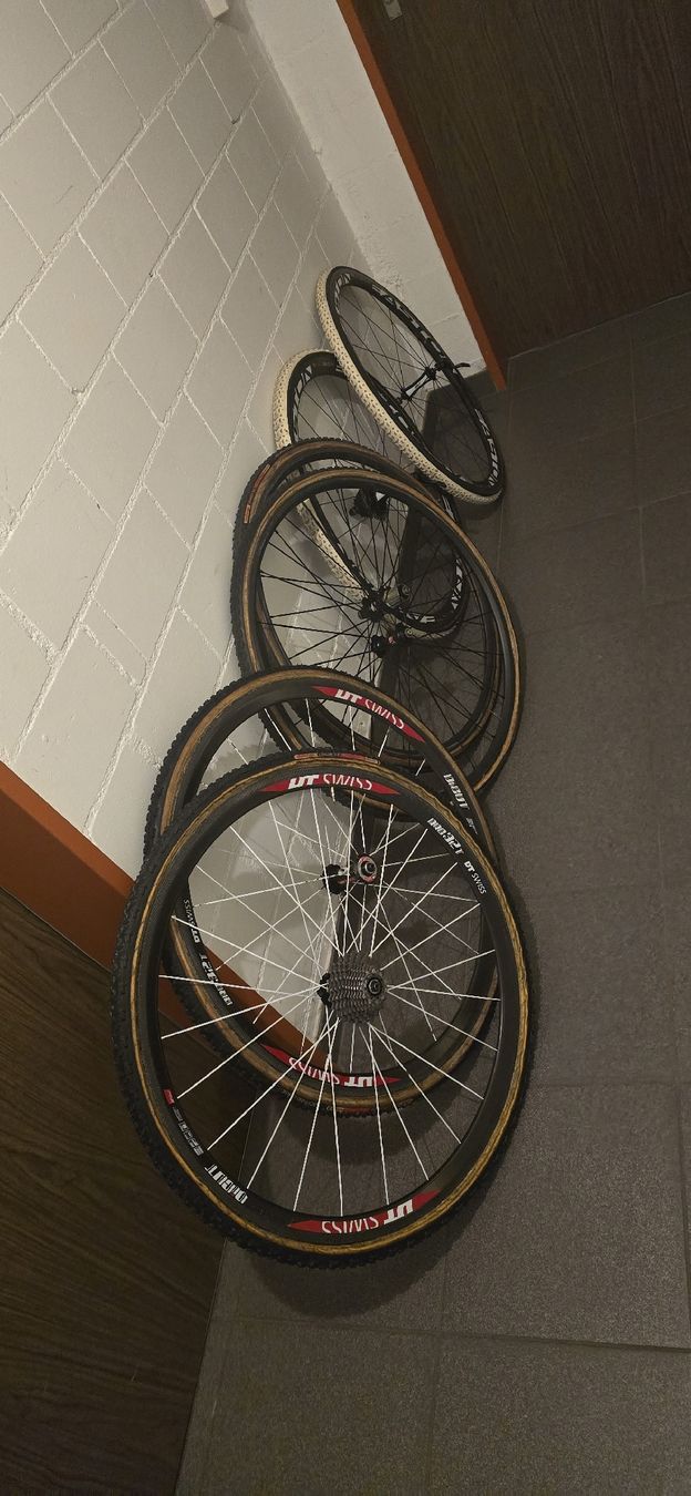 Felgen: Velo Felgen carbon tubular – Gebraucht aus Weiningen ZH von ped_fbx2 1