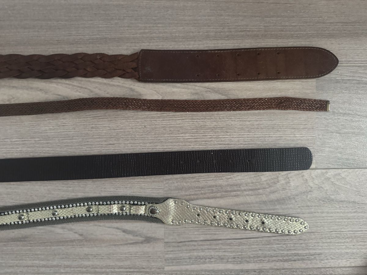 Cinture: 4 Stk. Damen Gürtel Vintate Set Gr. 85 – Usato da Bonstetten venduto da MJ45 2