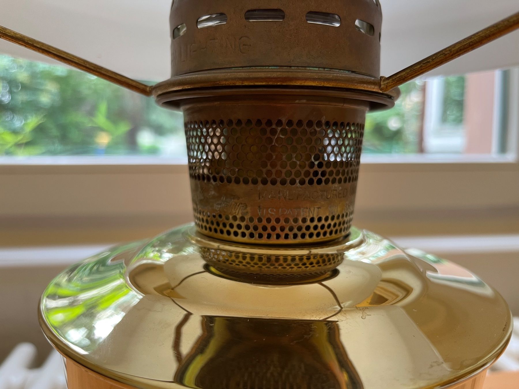 Lampade: Original Aladdin-Petroleum-Lampe – Usato da Basel venduto da miriricar 2