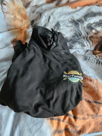 Hoodie noir “SterFamily”