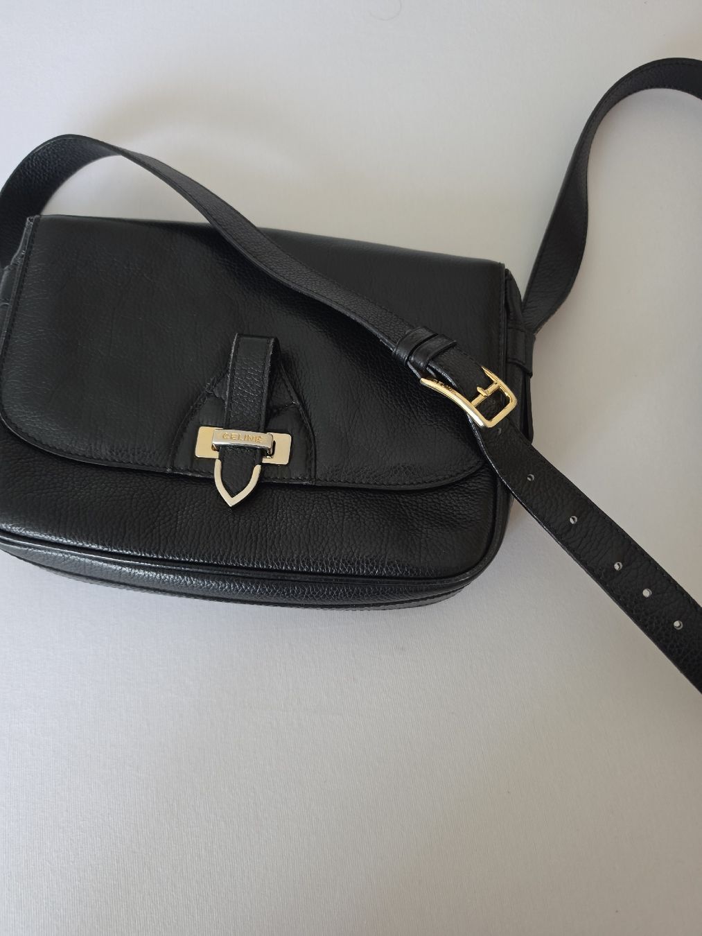 Celine Taschen für Damen: CELINE LEDER SCHWARZ – Gebraucht aus Strengelbach von romanna 6