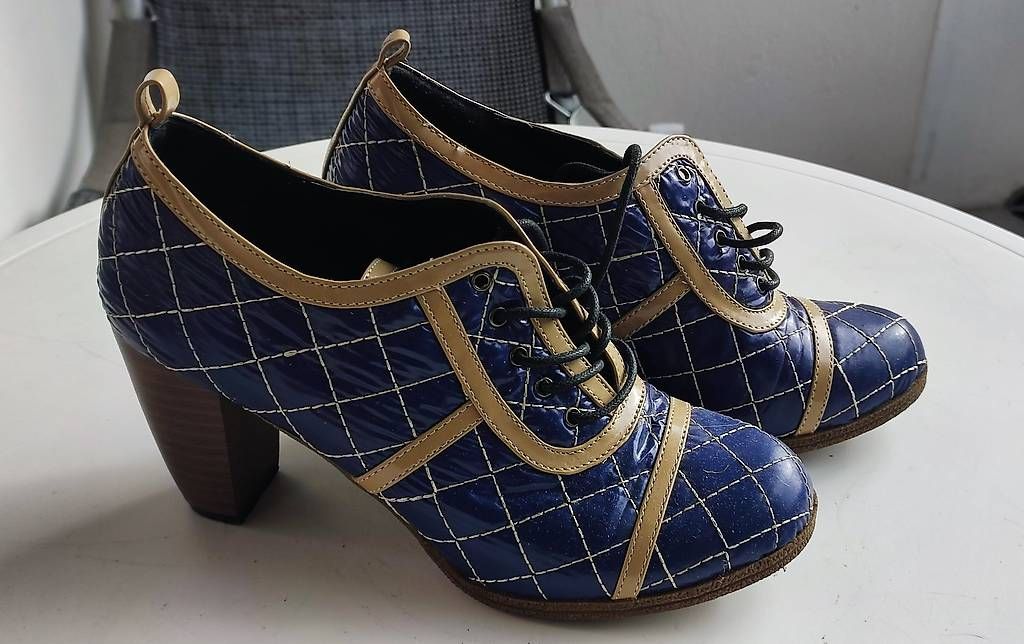 Damenschuhe: Absatzschuhe 38/39 – Neu und originalverpackt aus Basel von Glyzinia77 1