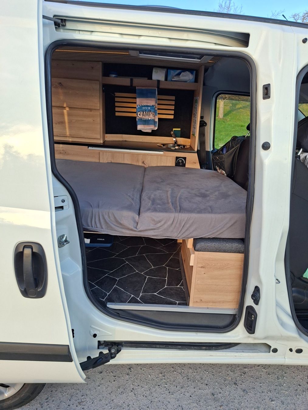 Opel Veicoli da campeggio: Microcamper Opel Combo – Usato da Bubikon venduto da Aurora3000 5