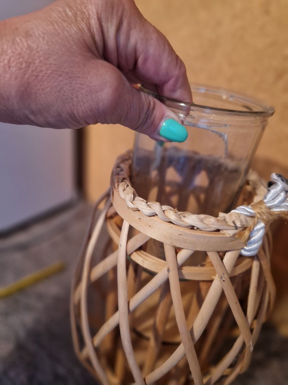 Vasen & Gefässe: Laterne oder Blumen Vase aus Weiden Holz Hell – Gebraucht aus Niederbipp von Trude04 2