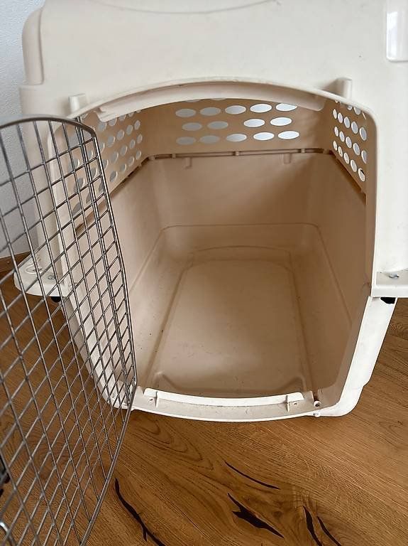 Gabbie, trasporto & Sicurezza: Hundebox Transportbox Vari Kennel – Usato da Domat/Ems venduto da Shadow_08 2