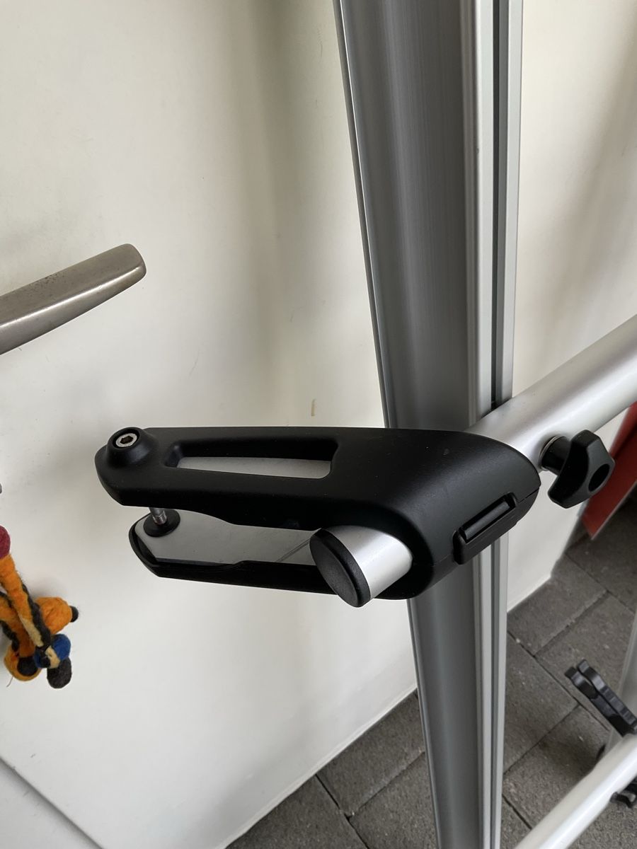 Thule Supporti per biciclette: Fahrradträger Thule Grundrahmen – Nuovo (secondo la descrizione) da Niederurnen venduto da Rumpelsuri 2