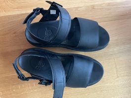 Dr. Martens Voss - sandales à plateforme (39)