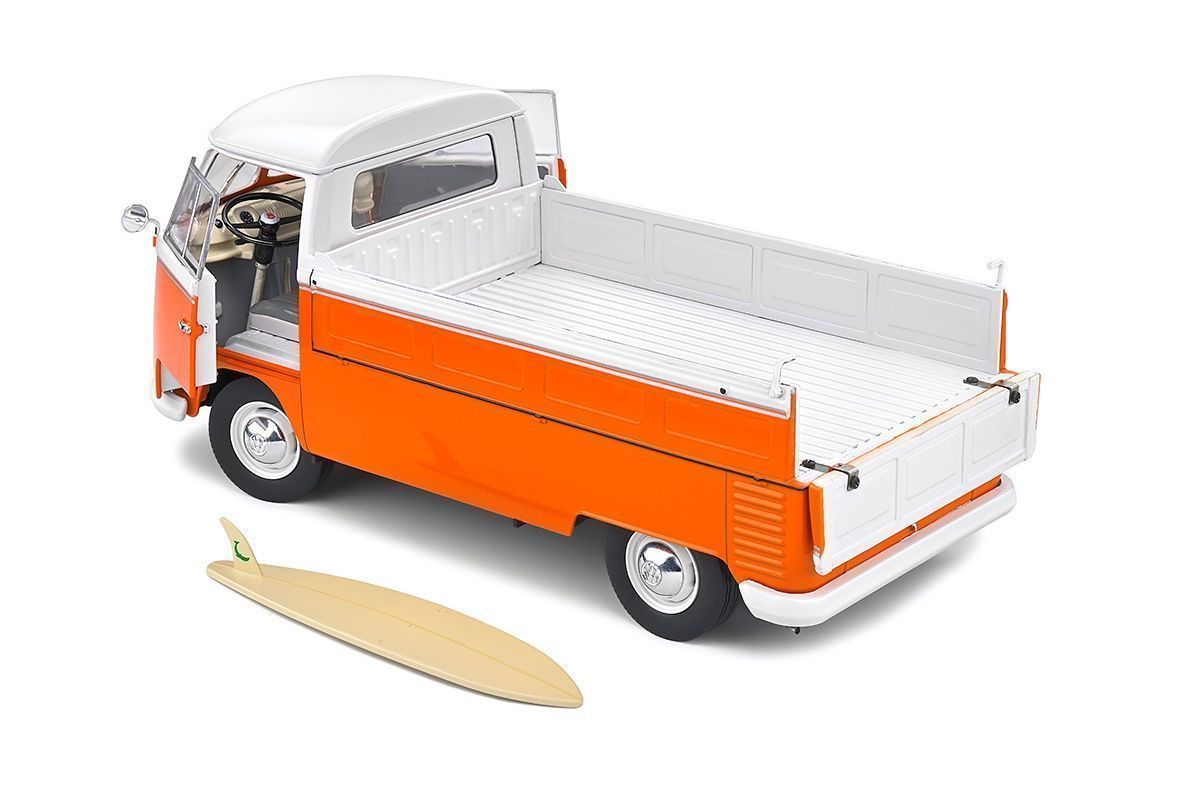 Volkswagen Modellini d'auto: VW T1 PRITSCHE MIT SURFBOARD IN 1:18 – Nuovo e nell'imballaggio originale da Erlenbach im Simmental venduto da Model_box 6