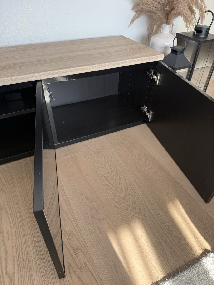 Ikea Mobili TV: IKEA BESTA TV Möbel – Usato da Dietlikon venduto da DIVO 3