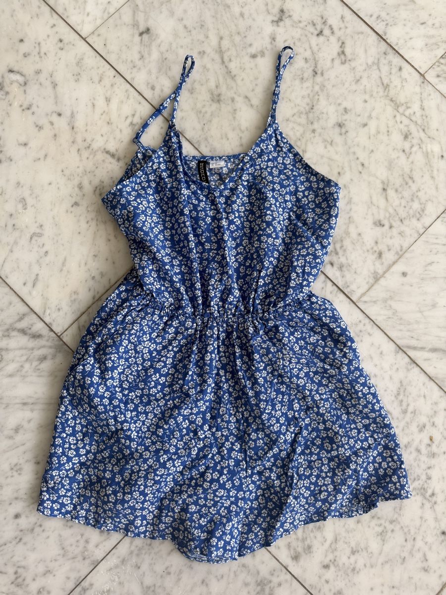 H&M Jumpsuits: Jumpsuit, Gr. 38, Blau mit Blumen, Damen – Neu (gemäss Beschreibung) aus Seewen SO von HappyHappyHappy