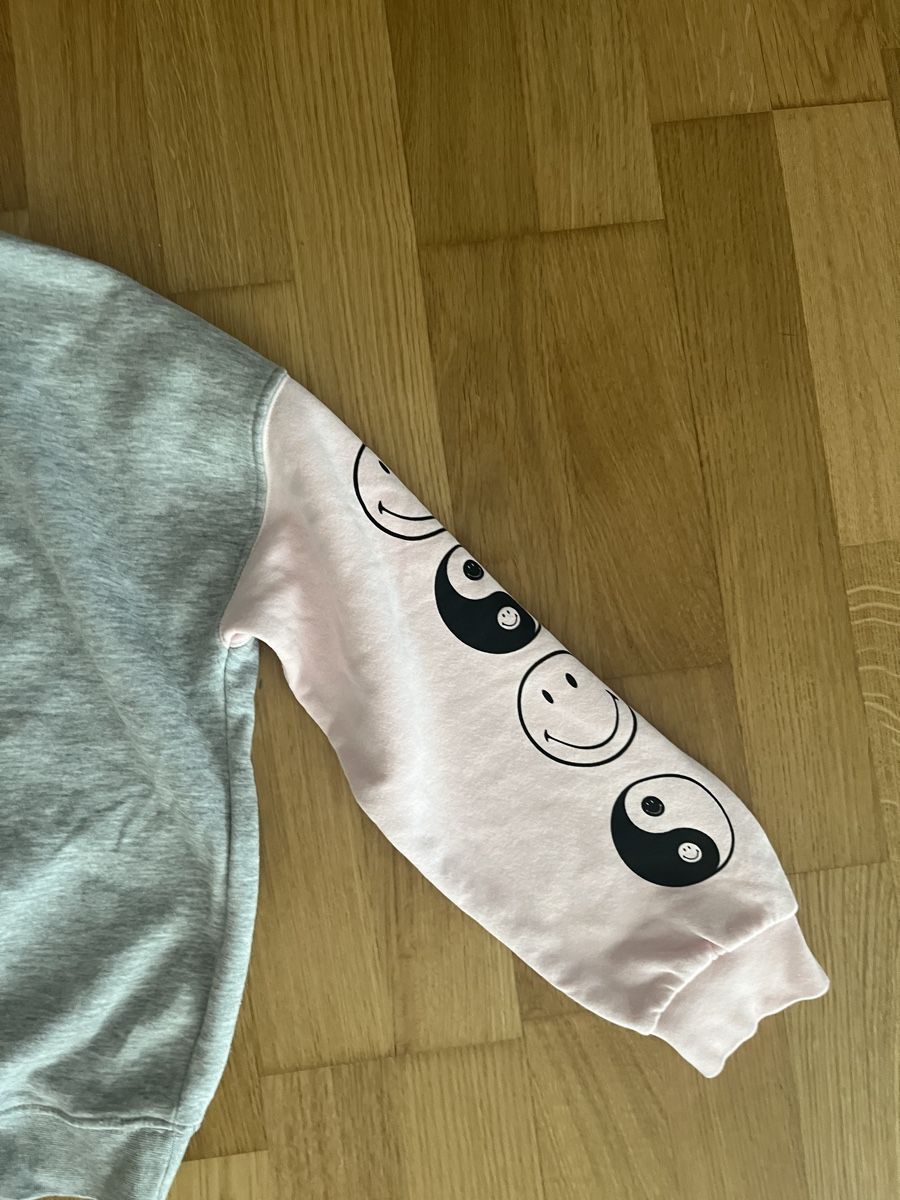 Maglioni & Felpe: Smiley World Pullover Hoodie mit Print – Usato da Naters venduto da mar_fp7t 2