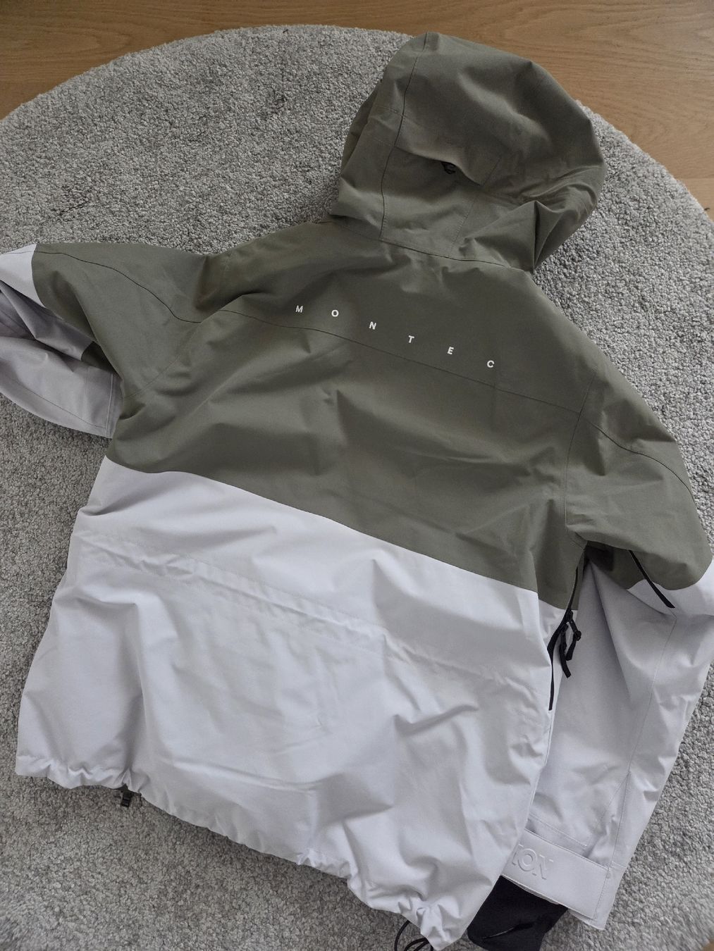 Montec Giacche: Montec Snowboardjacke - Oliv Weiss – Usato da Mörschwil venduto da baumi94m 3