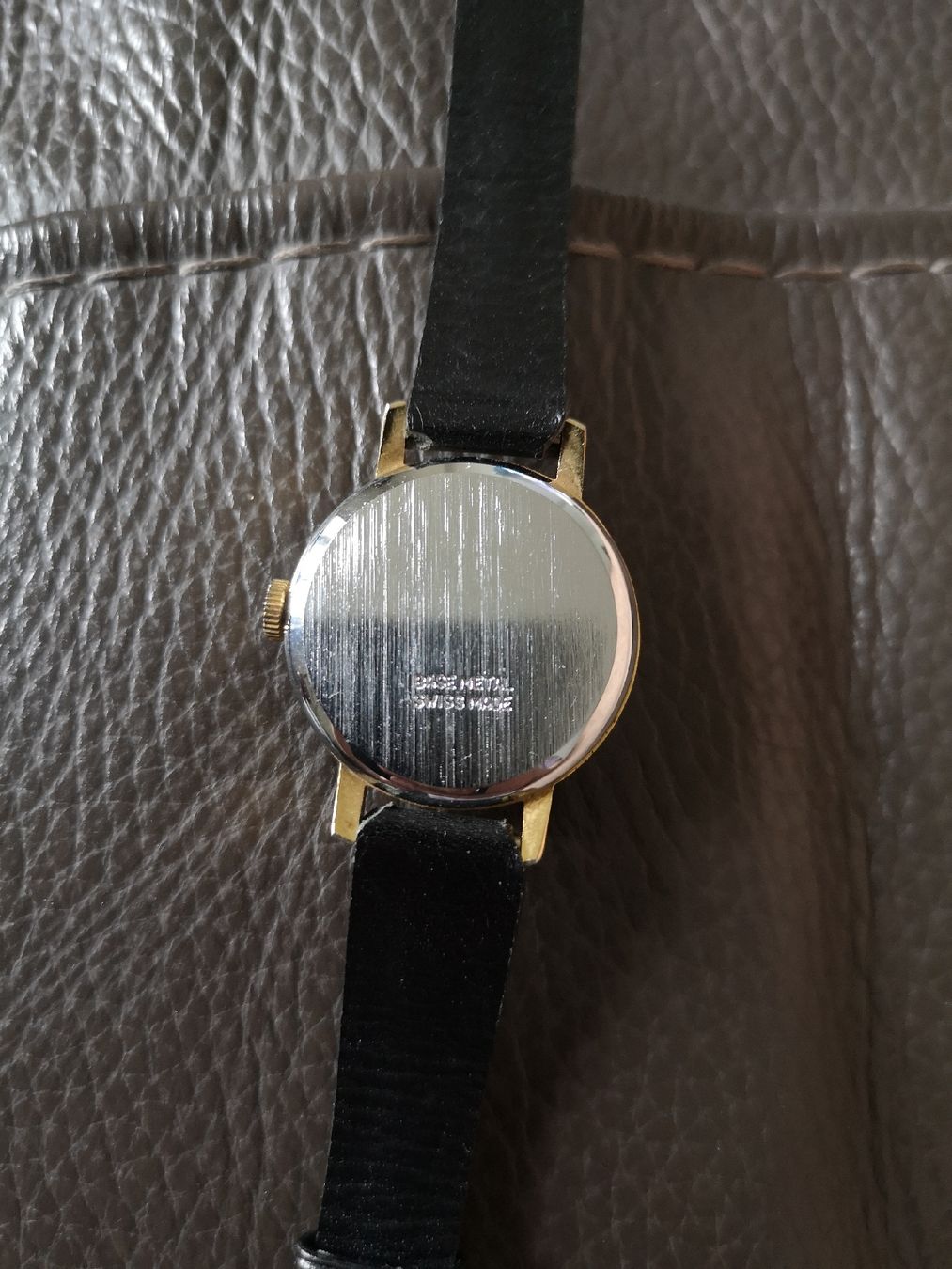 Swiss Montres: montre mecanique – D'occasion à Neuchatel par sckkj 1