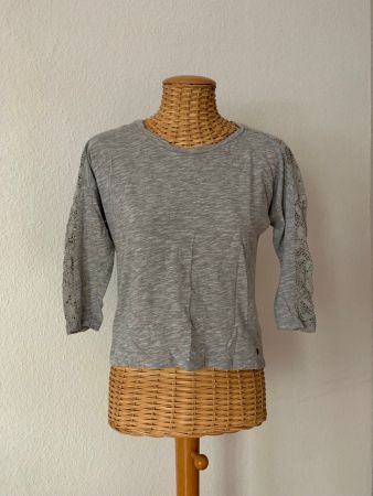 Oberteil hellgrau mit Spitze - XS