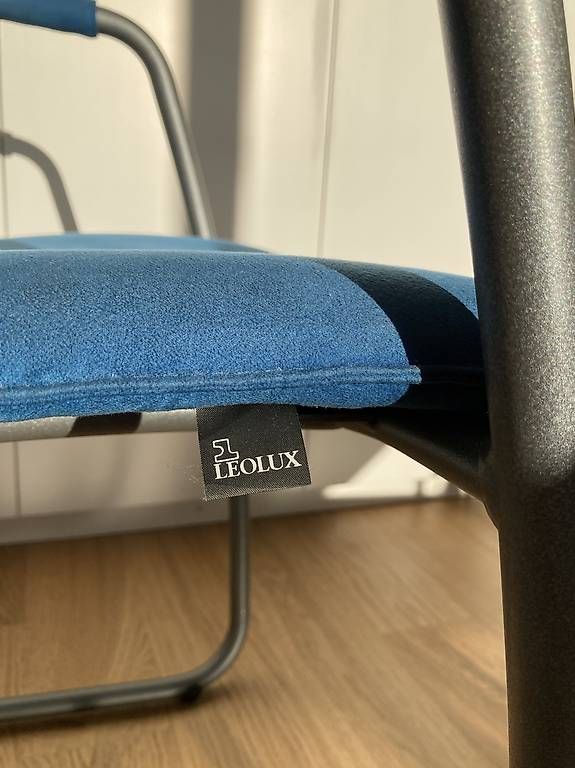 Chaises: Postmodern - Design Freischwinger Stuhl Leolux – D'occasion à Urdorf par Rose.14 1