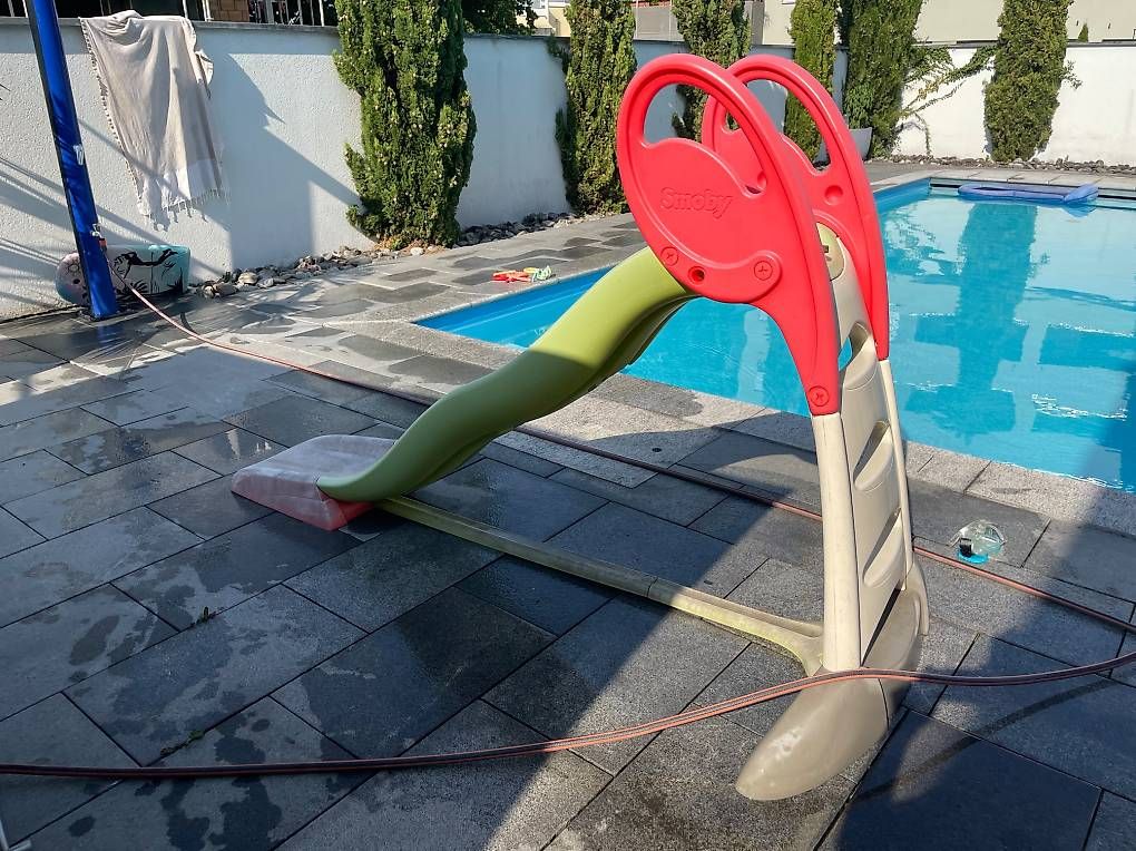 Smoby Spielzeuge: Wasserrutschbahn von Smoby – Gebraucht aus Arbon von Ohia08 1