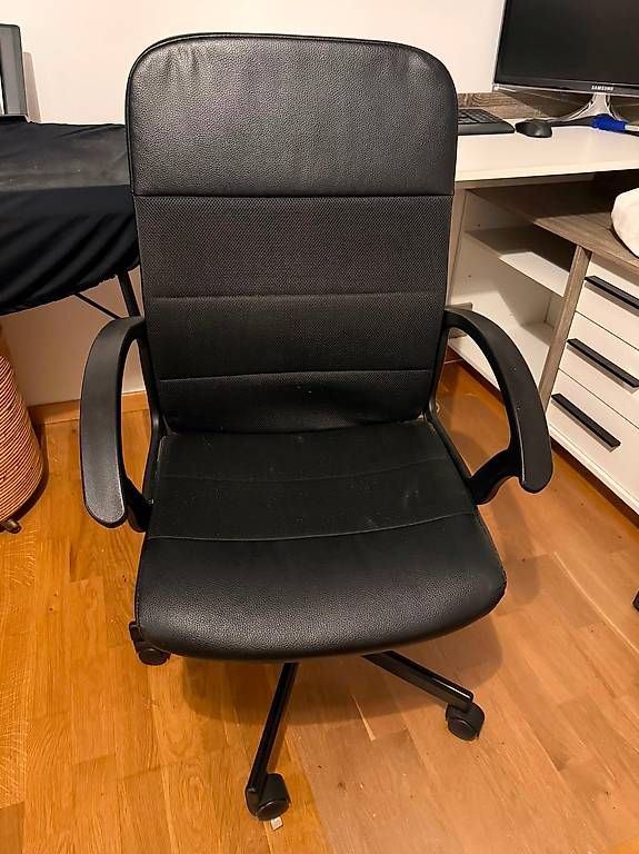 Sedie: Chaise bureau – Usato da Genève venduto da dvn_2czt