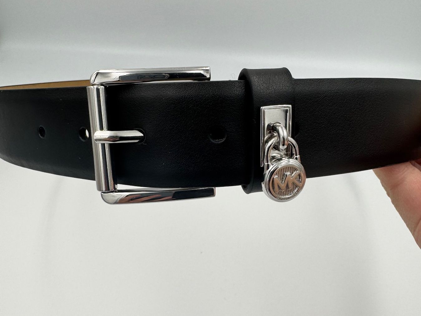Michael Kors Cinture: Michael Kors Gürtel schwarz Grösse L – Nuovo e nell'imballaggio originale da Wiedlisbach venduto da Sistershop 2