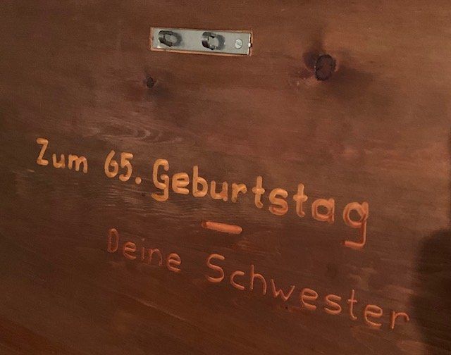 Coffres: Grosse und geräumige Holztruhe – D'occasion à Gundetswil par Egro100 7