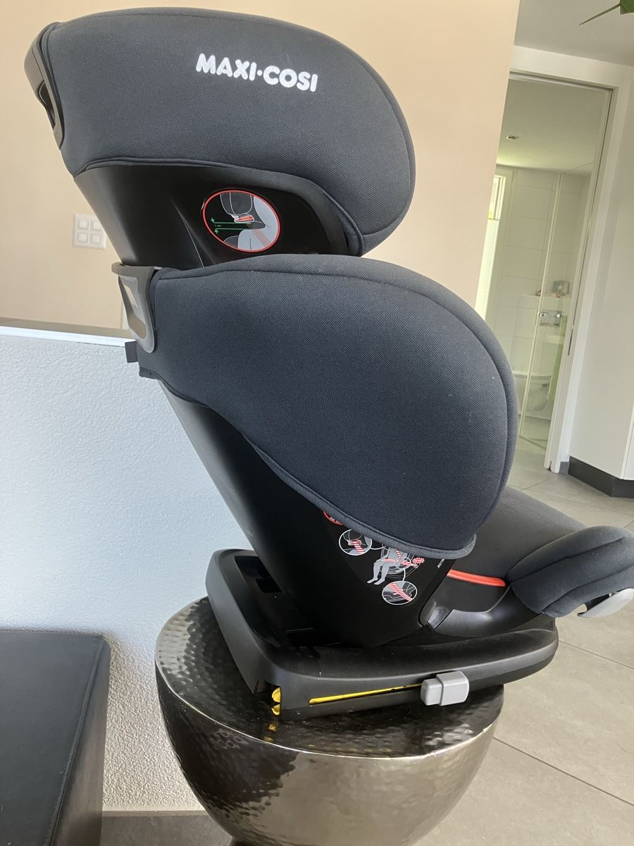 Maxi-Cosi Seggiolini per auto: Maxi-Cosi – Usato da Uetliburg SG venduto da CaroleundMike 3