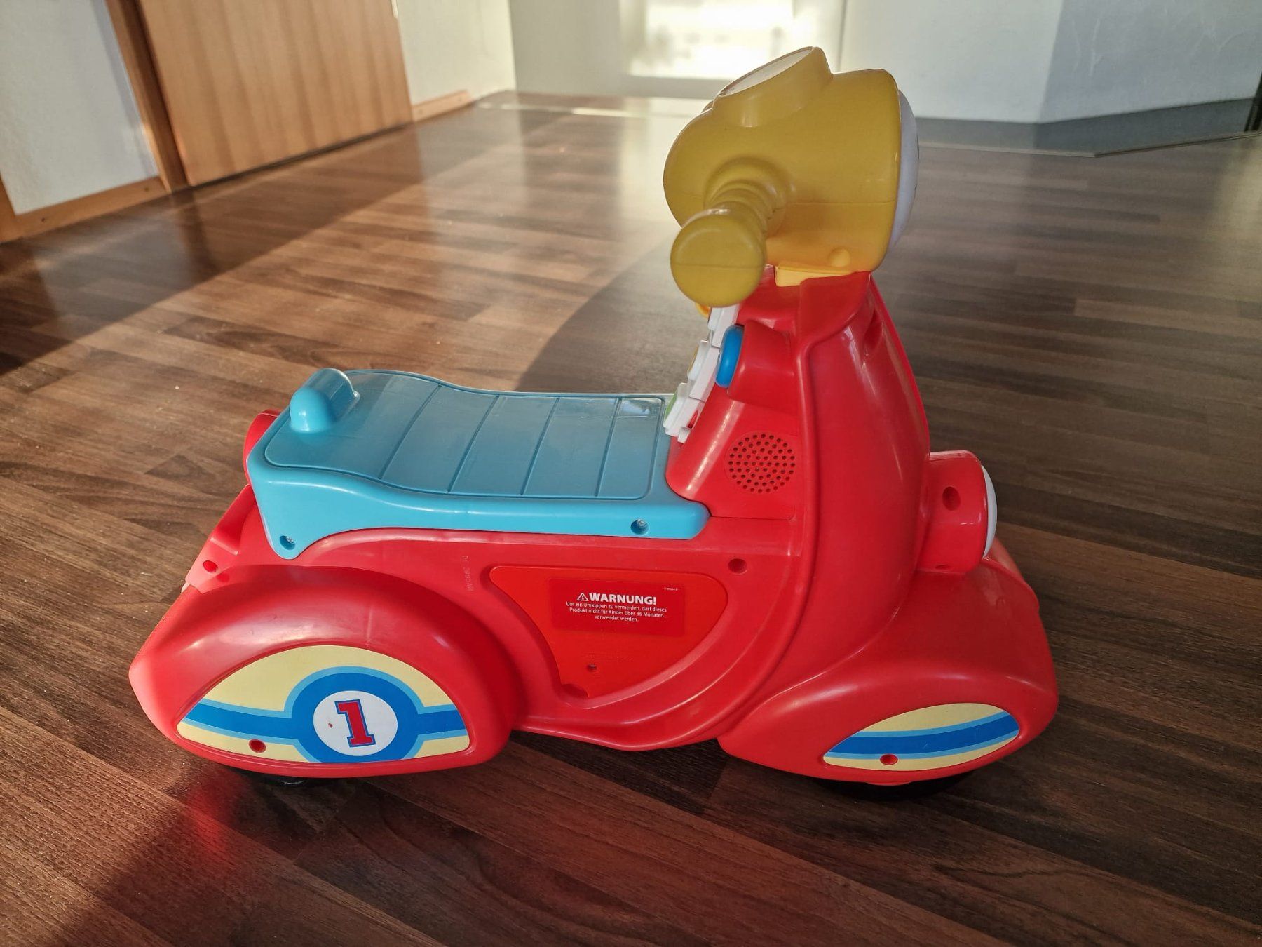 Fahrzeuge für Kinder: Rutscheauto mit verschiedenen Soundeffekten – Gebraucht aus Geuensee von bnma2011 2