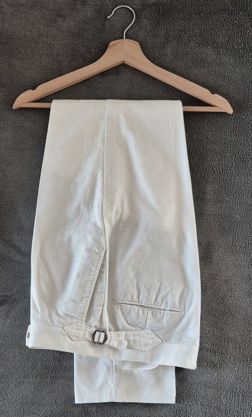 Suitsupply Pantaloni: Suitsupply White Summer Trouser – Nuovo (secondo la descrizione) da Zürich venduto da oli_7gjd