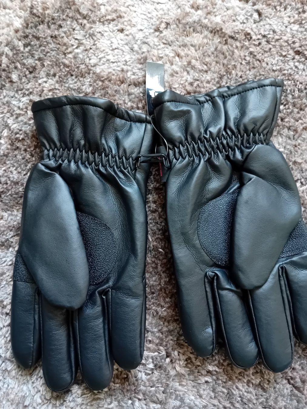 Handschuhe & Handstulpen: Gant hiver – Neu (gemäss Beschreibung) aus St-Imier von Wolf313 1