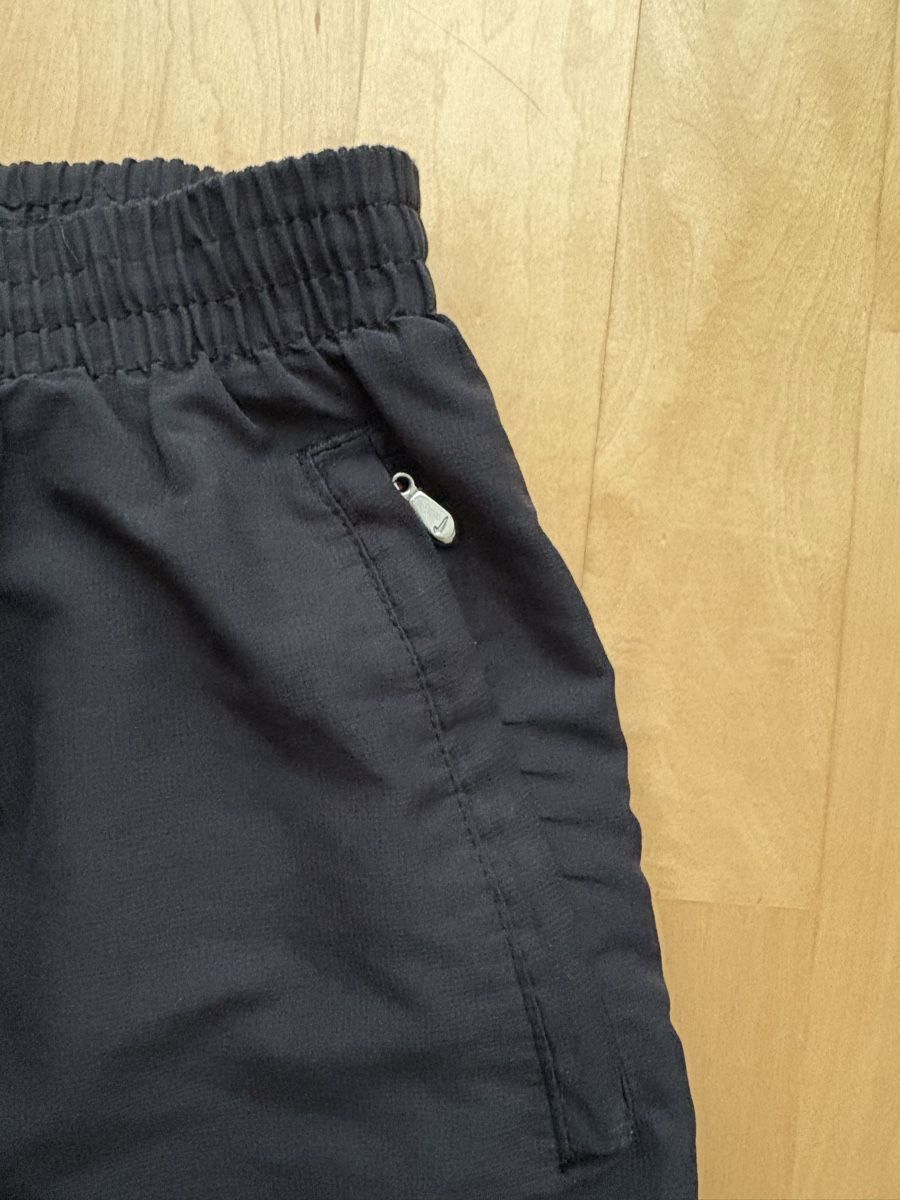 Nike Hosen: Nike Vintage Trackpants – Gebraucht aus Kriens von Godier 4