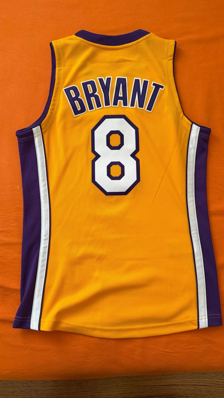 Mitchell & Ness Canottiere & Pantaloni: Kobe Byrant Hardwood Classics 2000-01 Trikot Mitchell & Ness – Nuovo (secondo la descrizione) da Oberägeri venduto da piksi13 3