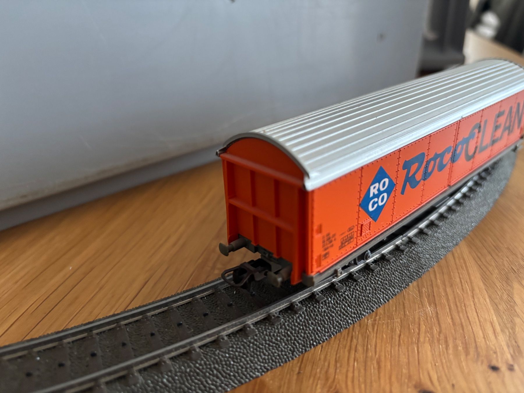 Märklin Modellini di ferrovie: Wagen RocoClean - Roco 44340A – Usato da Bremgarten AG venduto da Trombone98 1