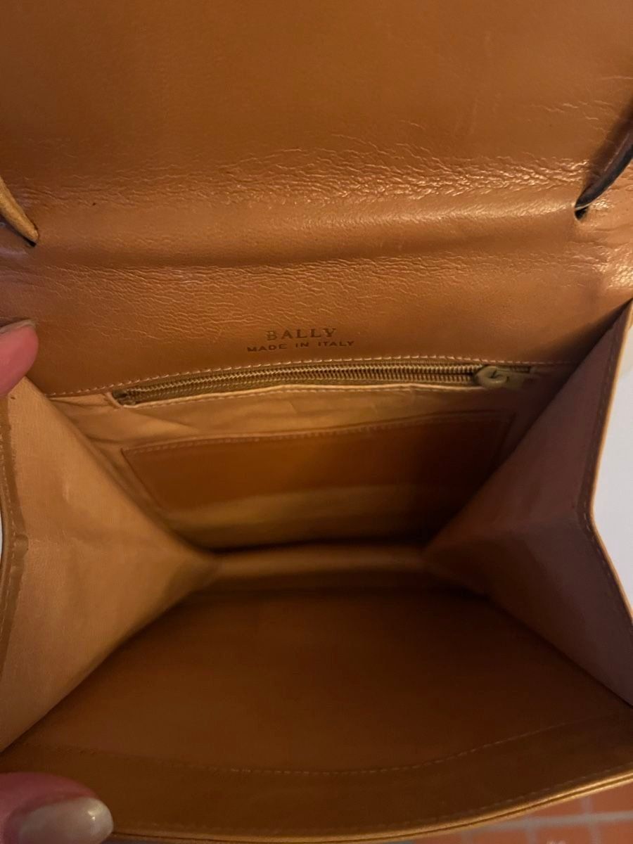 Bally Borse da donna: Bally Umhängetasche Leder Vintage – Usato da Zürich venduto da JOD213 7