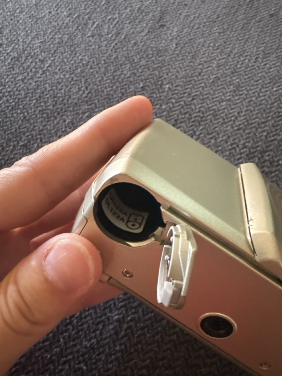 Nikon Kamera: Nikon Lite Touch Zoom 120 – Defekt aus Genève von Joana_Alves 5