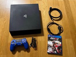 PS4 Pro 1TB plus Moto GP in sehr gute Zustand