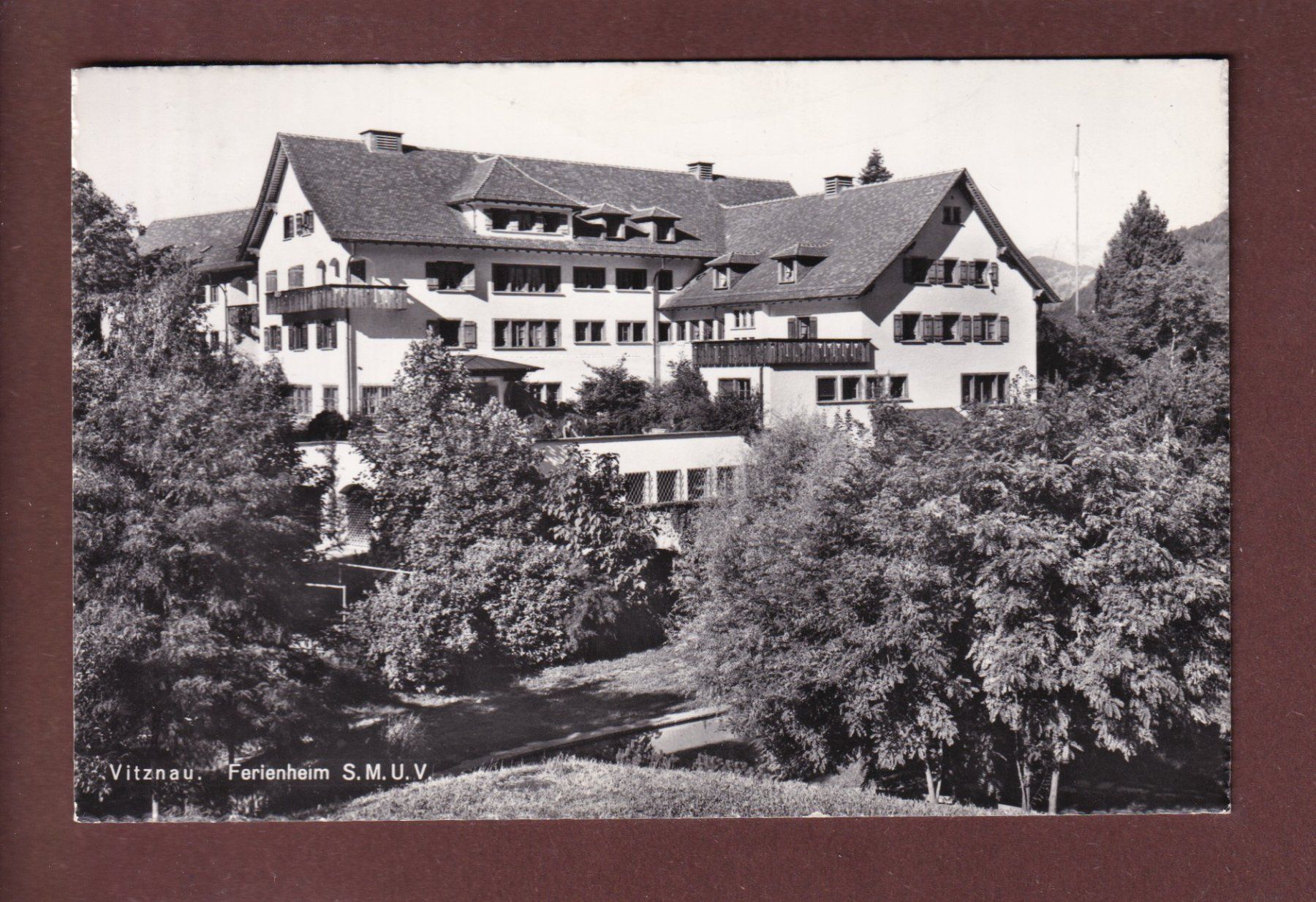 Cartoline postali: VITZNAU - Ferienheim SMUV - 1959 – Usato da Pully venduto da nicecards