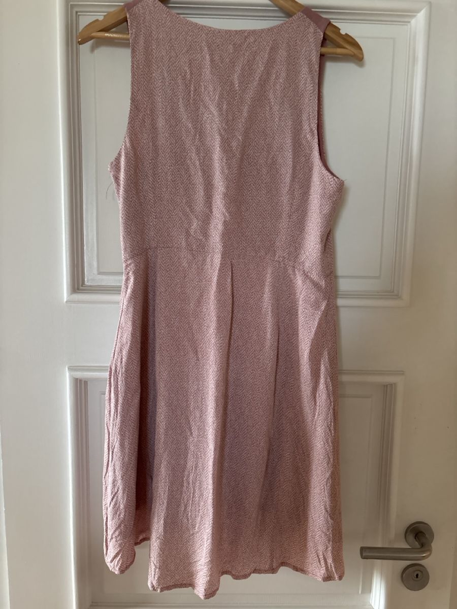 Nafnaf Kleider: NAF NAF robe viscose doublée – Gebraucht aus Arbaz von nin_zqc6 2