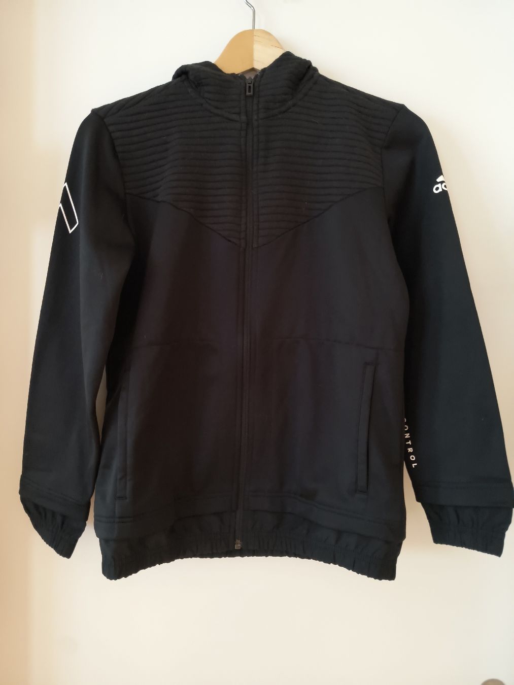 Adidas Giacche: Trainingjacke Gr. 152 / adidas – Usato da Schöfflisdorf venduto da kin_2dp9