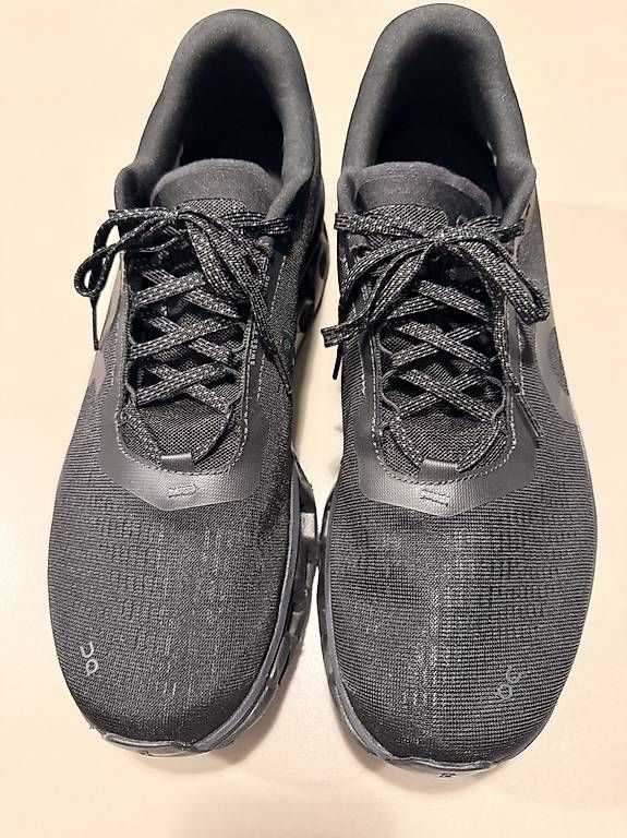 On Herrenschuhe: On Cloudmonster US 13 – Gebraucht aus Erlenbach ZH von Berlen
