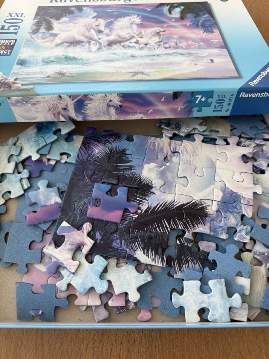 Ravensburger Puzzle: Ravensburger Puzzle Einhorn 100576 – Usato da Uznach venduto da Player6 3