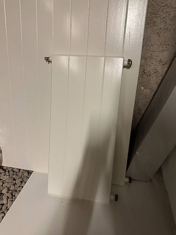 Radiatori: Radiateur en fonte – Usato da Genève venduto da giu_yl5g 1
